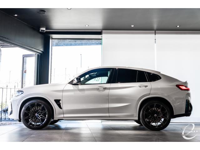 Ｘ４ Ｍ コンペティション　１オーナー　後期型ＬＣＩモデル　シートベンチレーション　フロントリアシートヒーター　ＬＥＤヘッドライト（58枚目）