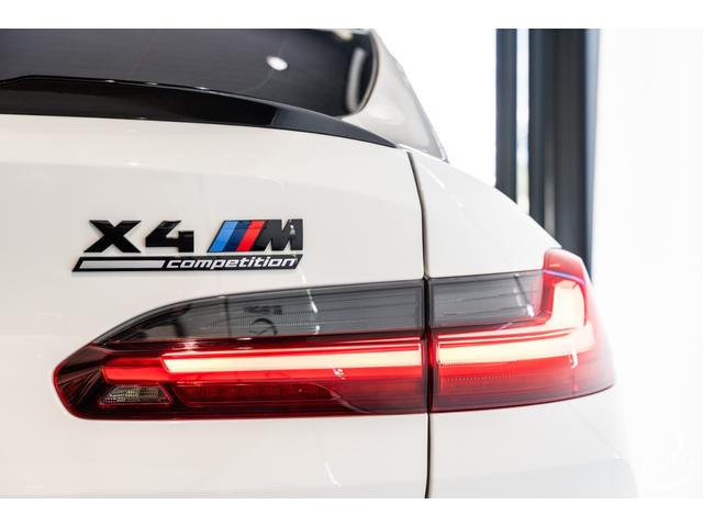 Ｘ４ Ｍ コンペティション　１オーナー　後期型ＬＣＩモデル　シートベンチレーション　フロントリアシートヒーター　ＬＥＤヘッドライト（61枚目）