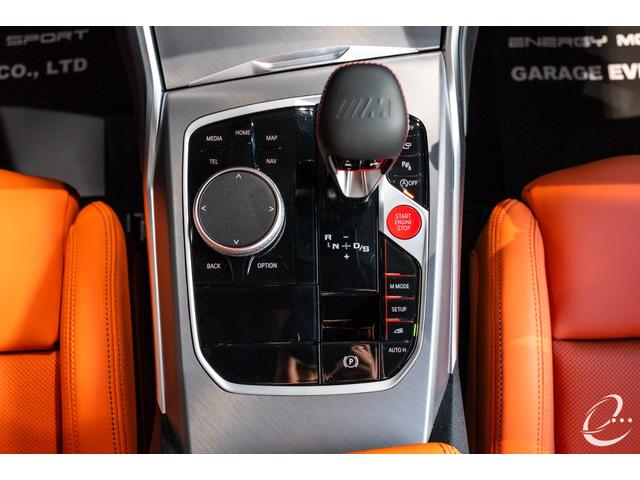 Ｍ３ Ｍ３ツーリング　コンペティション　Ｍ　ｘＤｒｉｖｅ　後期ＬＣＩ　１オーナー　ＭコンフォートＰＫＧ　ステアリングヒーター　シートベンチレーション　アコースティックガラス　ラゲージコンバートメントＰＫＧ　パーキングアシストプラス（25枚目）