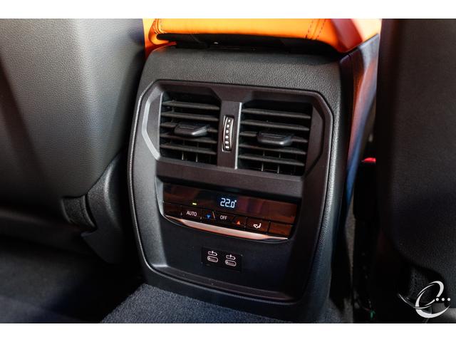 Ｍ３ Ｍ３ツーリング　コンペティション　Ｍ　ｘＤｒｉｖｅ　後期ＬＣＩ　１オーナー　ＭコンフォートＰＫＧ　ステアリングヒーター　シートベンチレーション　アコースティックガラス　ラゲージコンバートメントＰＫＧ　パーキングアシストプラス（43枚目）