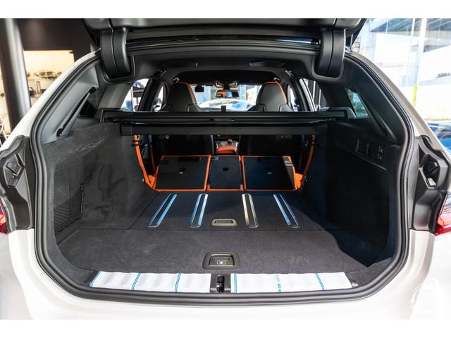 Ｍ３ Ｍ３ツーリング　コンペティション　Ｍ　ｘＤｒｉｖｅ　後期ＬＣＩ　１オーナー　ＭコンフォートＰＫＧ　ステアリングヒーター　シートベンチレーション　アコースティックガラス　ラゲージコンバートメントＰＫＧ　パーキングアシストプラス（49枚目）