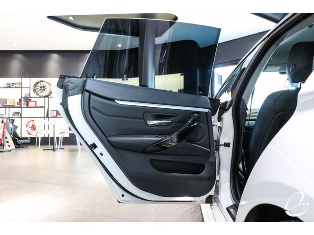 ４シリーズ ４２０ｉグランクーペ　ラグジュアリー　エナジーコンプリートカーＥＶＯ３６．１　管理ユーザー下取車　地デジチューナー　デジタルインナーミラー（ドラレコ機能付き）　ヘッドアップディスプレイ　スロコン　アクティブクルーズコントロール（18枚目）