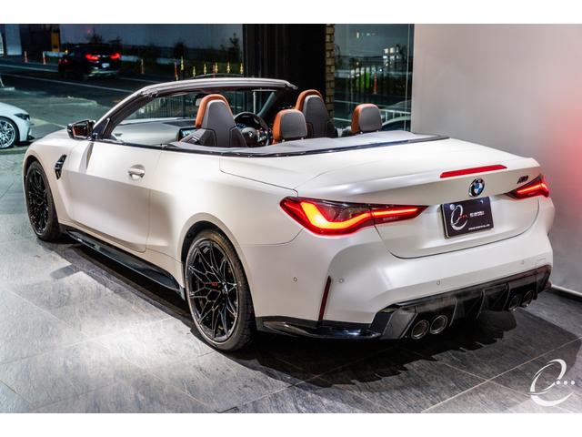 Ｍ４ Ｍ４カブリオレ　コンペティション　Ｍ　ｘＤｒｉｖｅ　ＯＰ１７２　インディビジュアルフローズンホワイト　カーボンエクステリア＆インテリアパッケージ　インディビジュアルフルレザーメリノインテリア　ウィンドディフレクター　ハーマンカードン（9枚目）