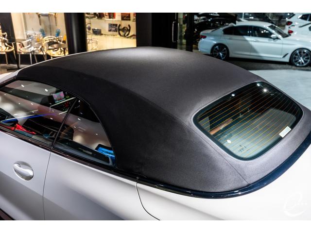 Ｍ４ Ｍ４カブリオレ　コンペティション　Ｍ　ｘＤｒｉｖｅ　ＯＰ１７２　インディビジュアルフローズンホワイト　カーボンエクステリア＆インテリアパッケージ　インディビジュアルフルレザーメリノインテリア　ウィンドディフレクター　ハーマンカードン（19枚目）