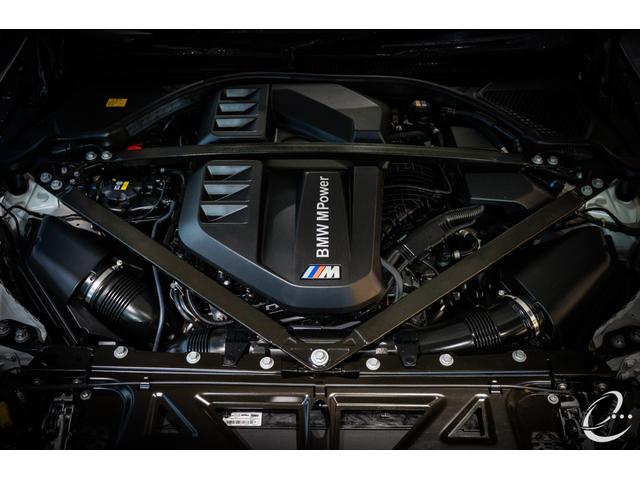 Ｍ４ Ｍ４カブリオレ　コンペティション　Ｍ　ｘＤｒｉｖｅ　ＯＰ１７２　インディビジュアルフローズンホワイト　カーボンエクステリア＆インテリアパッケージ　インディビジュアルフルレザーメリノインテリア　ウィンドディフレクター　ハーマンカードン（21枚目）