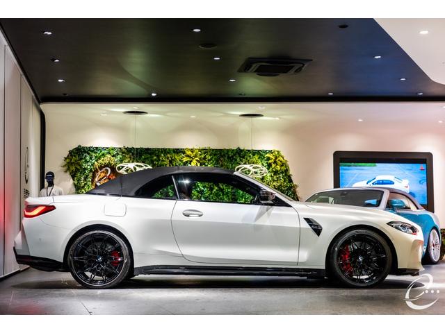Ｍ４ Ｍ４カブリオレ　コンペティション　Ｍ　ｘＤｒｉｖｅ　ＯＰ１７２　インディビジュアルフローズンホワイト　カーボンエクステリア＆インテリアパッケージ　インディビジュアルフルレザーメリノインテリア　ウィンドディフレクター　ハーマンカードン（22枚目）