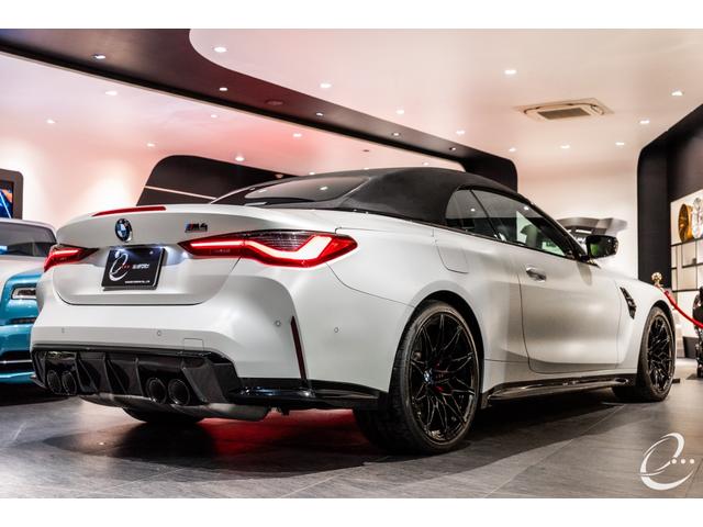 Ｍ４ Ｍ４カブリオレ　コンペティション　Ｍ　ｘＤｒｉｖｅ　ＯＰ１７２　インディビジュアルフローズンホワイト　カーボンエクステリア＆インテリアパッケージ　インディビジュアルフルレザーメリノインテリア　ウィンドディフレクター　ハーマンカードン（24枚目）