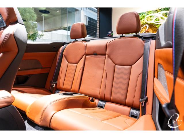 Ｍ４ Ｍ４カブリオレ　コンペティション　Ｍ　ｘＤｒｉｖｅ　ＯＰ１７２　インディビジュアルフローズンホワイト　カーボンエクステリア＆インテリアパッケージ　インディビジュアルフルレザーメリノインテリア　ウィンドディフレクター　ハーマンカードン（30枚目）