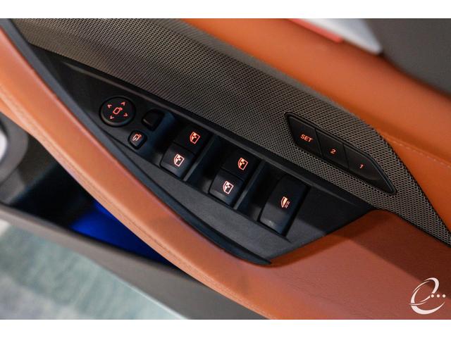 Ｍ４ Ｍ４カブリオレ　コンペティション　Ｍ　ｘＤｒｉｖｅ　ＯＰ１７２　インディビジュアルフローズンホワイト　カーボンエクステリア＆インテリアパッケージ　インディビジュアルフルレザーメリノインテリア　ウィンドディフレクター　ハーマンカードン（37枚目）