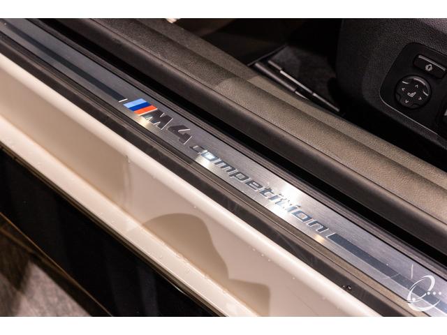Ｍ４ Ｍ４カブリオレ　コンペティション　Ｍ　ｘＤｒｉｖｅ　ＯＰ１７２　インディビジュアルフローズンホワイト　カーボンエクステリア＆インテリアパッケージ　インディビジュアルフルレザーメリノインテリア　ウィンドディフレクター　ハーマンカードン（57枚目）