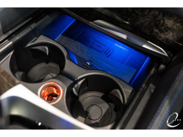 5シリーズ M550i xDrive 後期LCIモデル OP212 イノベーションP ドライカーボンフルエアロ カーボングリル カーボンミラーカバー アップルカープレイ レーザーライト パーキングアシストプラス ドライビングアシストプロ(10枚目)