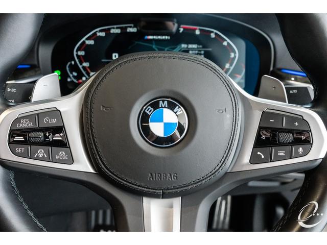5シリーズ M550i xDrive 後期LCIモデル OP212 イノベーションP ドライカーボンフルエアロ カーボングリル カーボンミラーカバー アップルカープレイ レーザーライト パーキングアシストプラス ドライビングアシストプロ(24枚目)