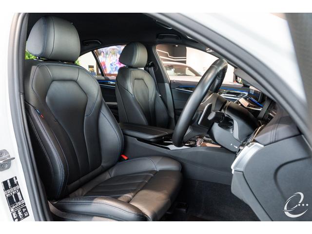 5シリーズ M550i xDrive 後期LCIモデル OP212 イノベーションP ドライカーボンフルエアロ カーボングリル カーボンミラーカバー アップルカープレイ レーザーライト パーキングアシストプラス ドライビングアシストプロ(49枚目)