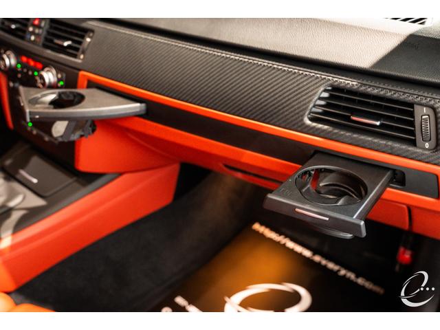 Ｍ３ Ｍ３クーペ　インチＡＷ後期ＬＣＩモデル　ＭドライブＰＫＧ　ミネラルホワイトＭ　エクステンドノヴィロレザーインテリア　ＢＭＷ　Ｉｎｄｉｖｉｄｕａｌハイエンドオーディオシステム　ブラックレザーカーボントリム（45枚目）