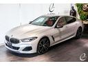 Ｍ８５０ｉ　ｘＤｒｉｖｅ　グランクーペ　インディビジュアルエクステッドレザーメリノ　フィオナレッド　ブラック　アルカンターラルーフライニング　ナイトビジョン　パノラマガラスサンルーフ　メタリックペイント　ミネラルホワイト　オプションホイール(5枚目)