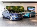 エブリンセレクションより2018年式 BMWアルピナ D3 ビターボリムジン、後期LCIモデル、電動ガラスサンルーフ、ホワイト革、ACC、アルピナブルーが入庫致しました。