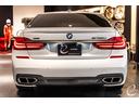 ・M Performance リアスポイラー・・・100,700円(税込/塗装)