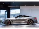 M850i xDriveクーペ 後期LCIモデル ボディカラー:スカイスクレイパーグレー Mカーボンファイバートリム Mパフォーマンスペダルセット フィオナレッド&ブラックレザー BMWレーザーヘッドライト(12枚目)