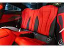 M850i xDriveクーペ 後期LCIモデル ボディカラー:スカイスクレイパーグレー Mカーボンファイバートリム Mパフォーマンスペダルセット フィオナレッド&ブラックレザー BMWレーザーヘッドライト(24枚目)
