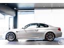 Ｍ３クーペ　インチＡＷ後期ＬＣＩモデル　ＭドライブＰＫＧ　ミネラルホワイトＭ　エクステンドノヴィロレザーインテリア　ＢＭＷ　Ｉｎｄｉｖｉｄｕａｌハイエンドオーディオシステム　ブラックレザーカーボントリム（23枚目）