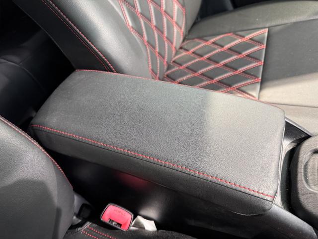 プリウス Ｓ　衝突安全ボディ・社外ナビ・バックカメラ・ＥＴＣ・ドライブレコーダー・Ｂｌｕｅｔｏｏｔｈ・オートライト・アルミホイル・ＡＢＳ（48枚目）