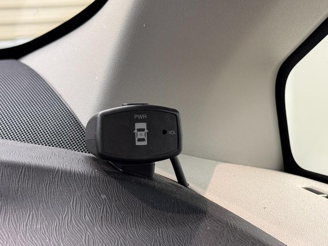 プリウス Ｓ　衝突安全ボディ・社外ナビ・バックカメラ・ＥＴＣ・ドライブレコーダー・Ｂｌｕｅｔｏｏｔｈ・オートライト・アルミホイル・ＡＢＳ（60枚目）