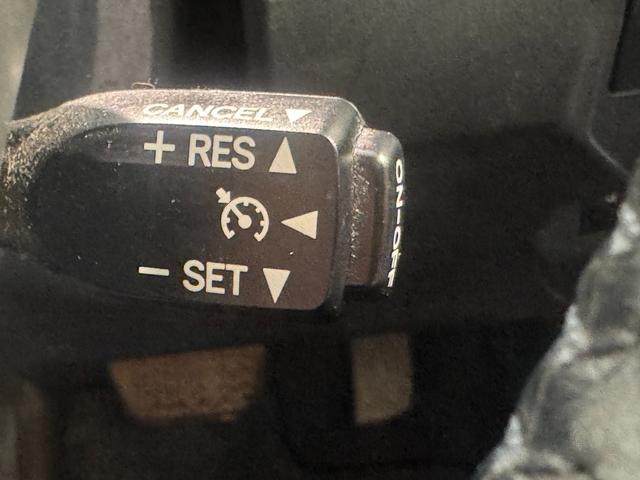 プリウス Ｇ　ナビ・ＥＴＣ・バックカメラ・Ｂｌｕｅｔｏｏｔｈ・クルーズコントロール・アルミホイール・オートライト・パワーシート・電動格納式ミラー・パワーウィンドウ（36枚目）