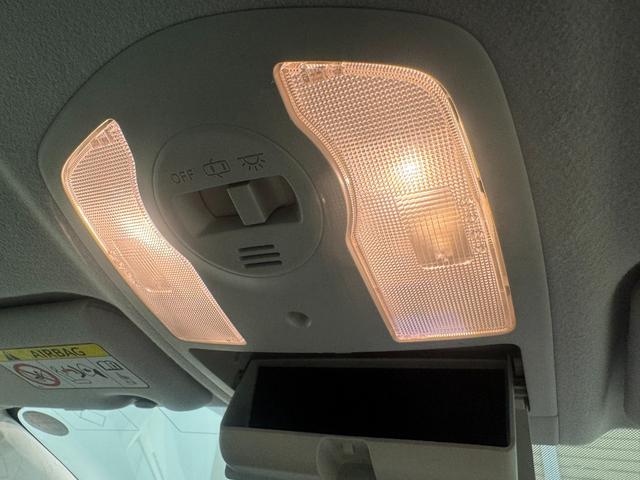 プリウス Ｇ　ナビ・ＥＴＣ・バックカメラ・Ｂｌｕｅｔｏｏｔｈ・クルーズコントロール・アルミホイール・オートライト・パワーシート・電動格納式ミラー・パワーウィンドウ（58枚目）