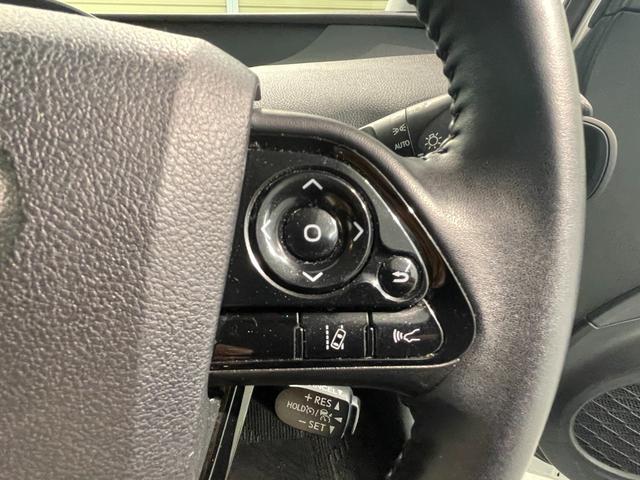プリウス Ｓ　バックカメラ　ＥＴＣ　車線逸脱　オートＬＥＤ　ＥＳＣ　ＬＥＤヘッドライト　フルオートエアコン　クルーズコントロール　パワーウインドウ　ＡＢＳ（33枚目）