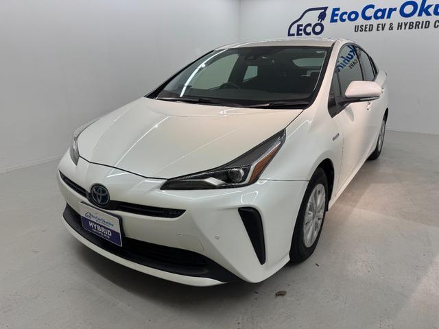 来店せずに、スマホやパソコンからローン審査ＯＫ！ビデオ通話と書類郵送だけで、商談〜契約までご自宅で完結。忙しい方や遠方の方も、安心してお車選びができます。