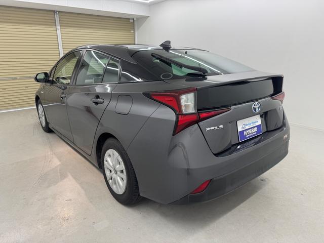 プリウス Ｓ　衝突被害軽減ブレーキ　衝突安全ボディ　ナビ　ＥＴＣ　バックカメラ　クルーズコントロール　オートマチックハイビーム　Ｂｌｕｅｔｏｏｔｈ　ＬＥＤヘッドライト（11枚目）