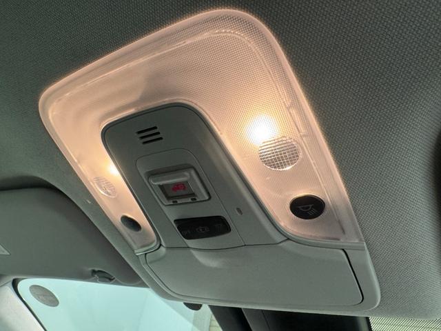 プリウス Ｓ　衝突被害軽減ブレーキ　衝突安全ボディ　ナビ　ＥＴＣ　バックカメラ　クルーズコントロール　オートマチックハイビーム　Ｂｌｕｅｔｏｏｔｈ　ＬＥＤヘッドライト（52枚目）