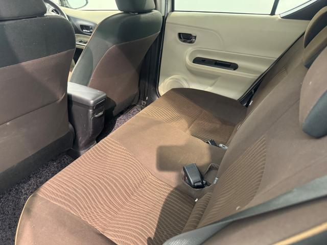 アクア G ナビ オートライト ETC プッシュスタート アルミホイール(25枚目)