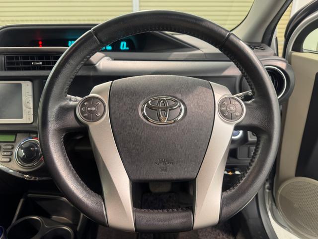 アクア G ナビ オートライト ETC プッシュスタート アルミホイール(31枚目)