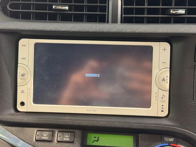 アクア G ナビ オートライト ETC プッシュスタート アルミホイール(39枚目)