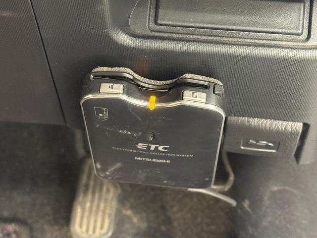 アクア G ナビ オートライト ETC プッシュスタート アルミホイール(48枚目)