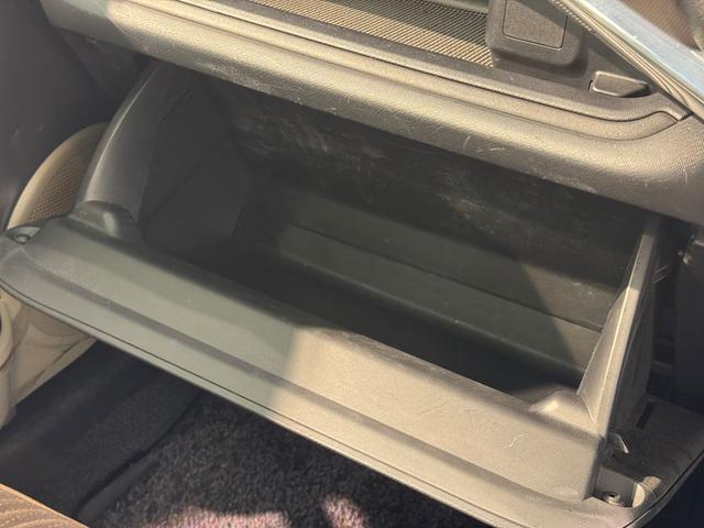 アクア G ナビ オートライト ETC プッシュスタート アルミホイール(53枚目)