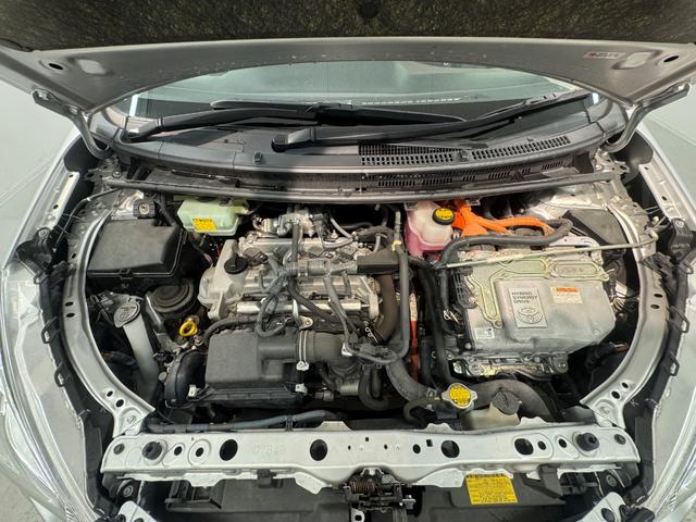 アクア G ナビ オートライト ETC プッシュスタート アルミホイール(60枚目)