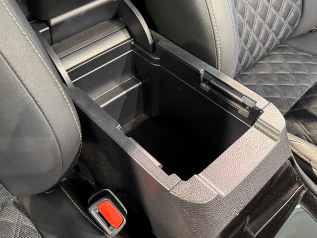 ハリアー プレミアム モデリスタエアロ 社外ナビ TV ハーフレザーシート パワーシート パワーバックドア オートマチックハイビーム 横滑り防止装置(49枚目)