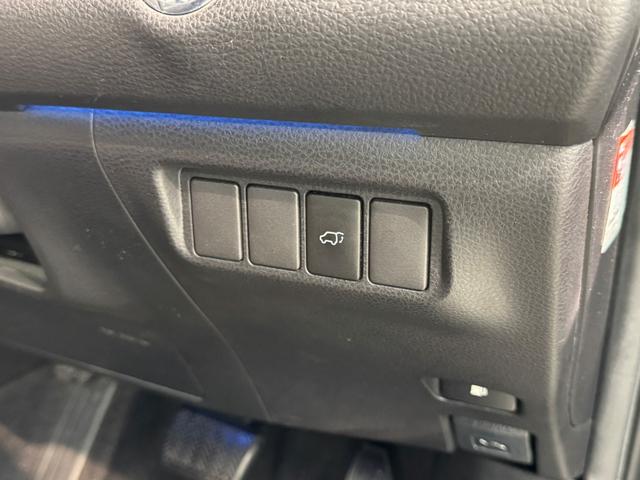 ハリアー プレミアム モデリスタエアロ 社外ナビ TV ハーフレザーシート パワーシート パワーバックドア オートマチックハイビーム 横滑り防止装置(51枚目)