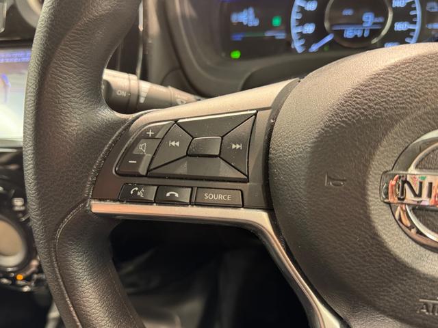 ノート e-パワー X 横滑り防止装置 レーンキープアシスト メモリーナビ フルセグTV アラウンドビューモニター Bluetooth接続 ETC オートライト(32枚目)