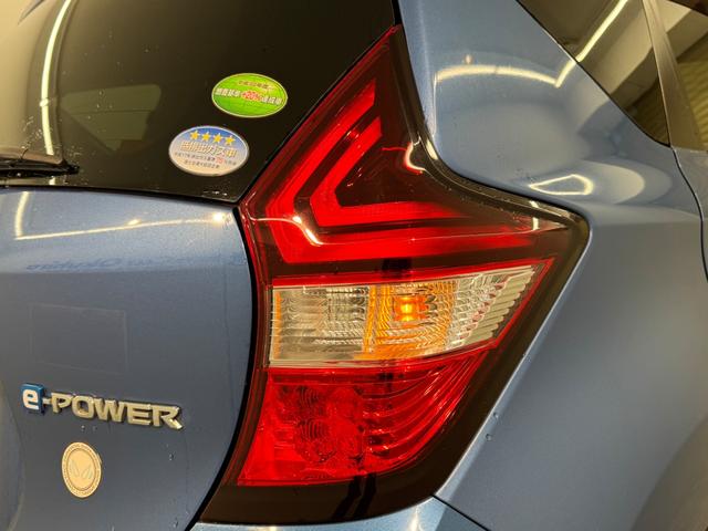 ノート e-パワー X 横滑り防止装置 レーンキープアシスト メモリーナビ フルセグTV アラウンドビューモニター Bluetooth接続 ETC オートライト(59枚目)