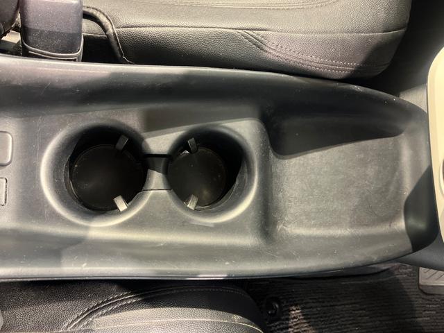 プリウス S ナビ フルセグTV Bluethooth接続 バックカメラ ETC ドライブレコーダー 17インチ社外アルミホイール LEDヘッドライト(38枚目)