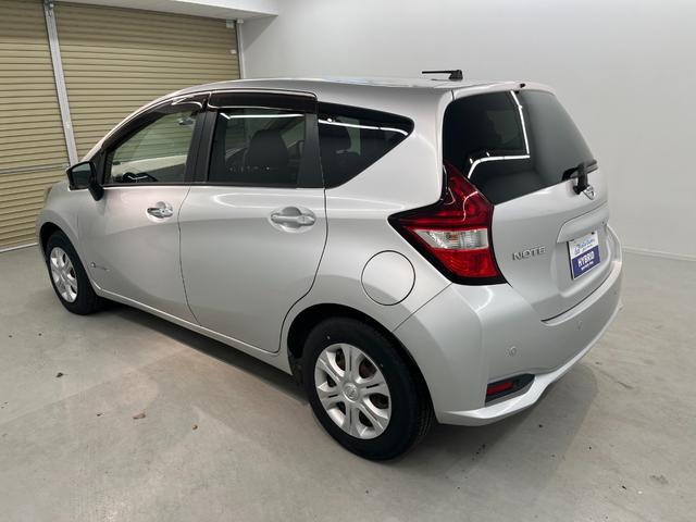 ノート 　ナビ　Ｂｌｕｅｔｈｏｏｔｈ接続　ＴＶ　ＥＴＣ　アラウンドビューモニター　バックモニター　サイドカメラ　ドライブレコーダー　スマートキー（11枚目）