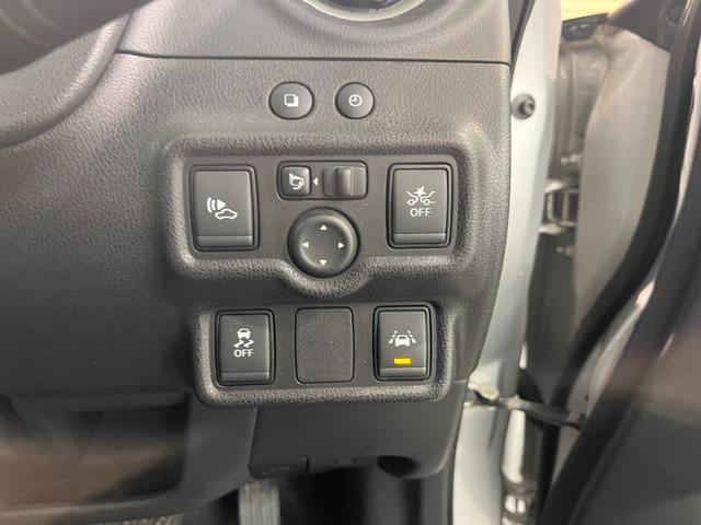 ノート 　ナビ　Ｂｌｕｅｔｈｏｏｔｈ接続　ＴＶ　ＥＴＣ　アラウンドビューモニター　バックモニター　サイドカメラ　ドライブレコーダー　スマートキー（28枚目）