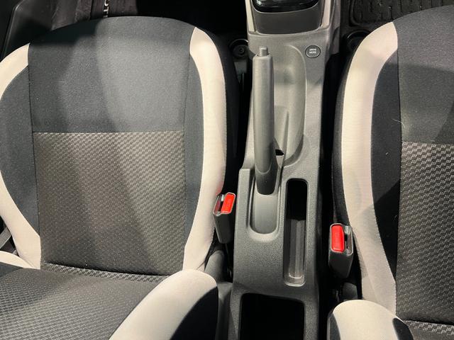 ノート 　ナビ　Ｂｌｕｅｔｈｏｏｔｈ接続　ＴＶ　ＥＴＣ　アラウンドビューモニター　バックモニター　サイドカメラ　ドライブレコーダー　スマートキー（35枚目）