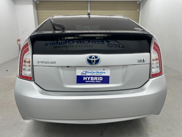 プリウス Ｓ　ナビ　ＴＶ　Ｂｌｕｅｔｈｏｏｔｈ接続　バックモニター　ＥＴＣ　ＨＩＤヘッドライト　フォグランプ　スマートキー　プッシュスタート（12枚目）