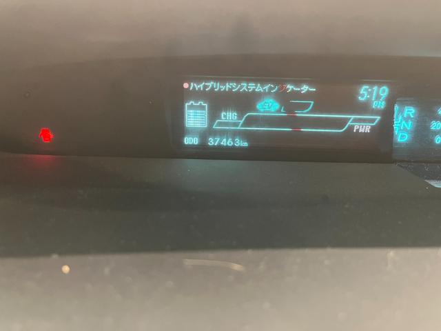 プリウス Ｓ　ナビ　ＴＶ　Ｂｌｕｅｔｈｏｏｔｈ接続　バックモニター　ＥＴＣ　ＨＩＤヘッドライト　フォグランプ　スマートキー　プッシュスタート（26枚目）