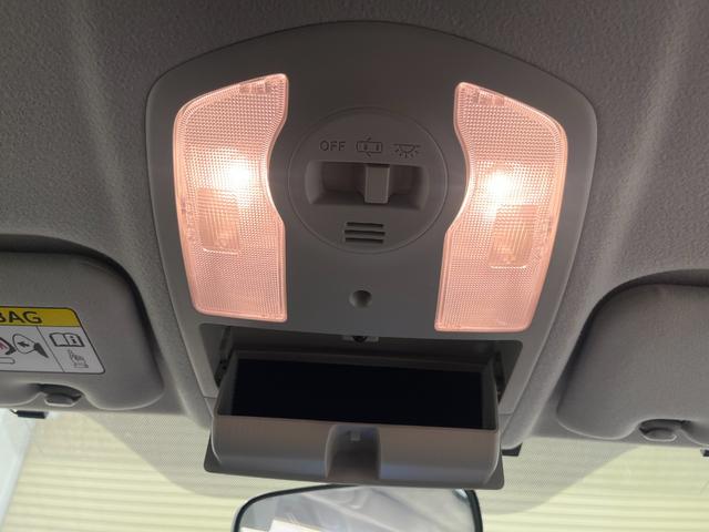 プリウス Ｓ　ナビ　ＴＶ　Ｂｌｕｅｔｈｏｏｔｈ接続　バックモニター　ＥＴＣ　ＨＩＤヘッドライト　フォグランプ　スマートキー　プッシュスタート（56枚目）