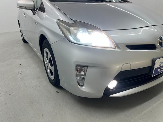 プリウス Ｓ　ナビ　ＴＶ　Ｂｌｕｅｔｈｏｏｔｈ接続　バックモニター　ＥＴＣ　ＨＩＤヘッドライト　フォグランプ　スマートキー　プッシュスタート（60枚目）